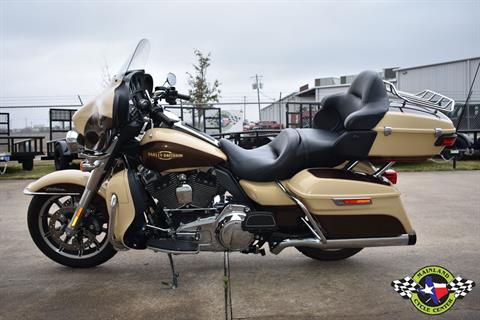 2014 Harley-Davidson Electra Glide® Ultra Classic® in La Marque, Texas - Photo 4