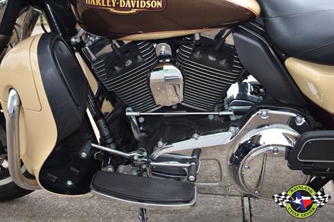 2014 Harley-Davidson Electra Glide® Ultra Classic® in La Marque, Texas - Photo 18