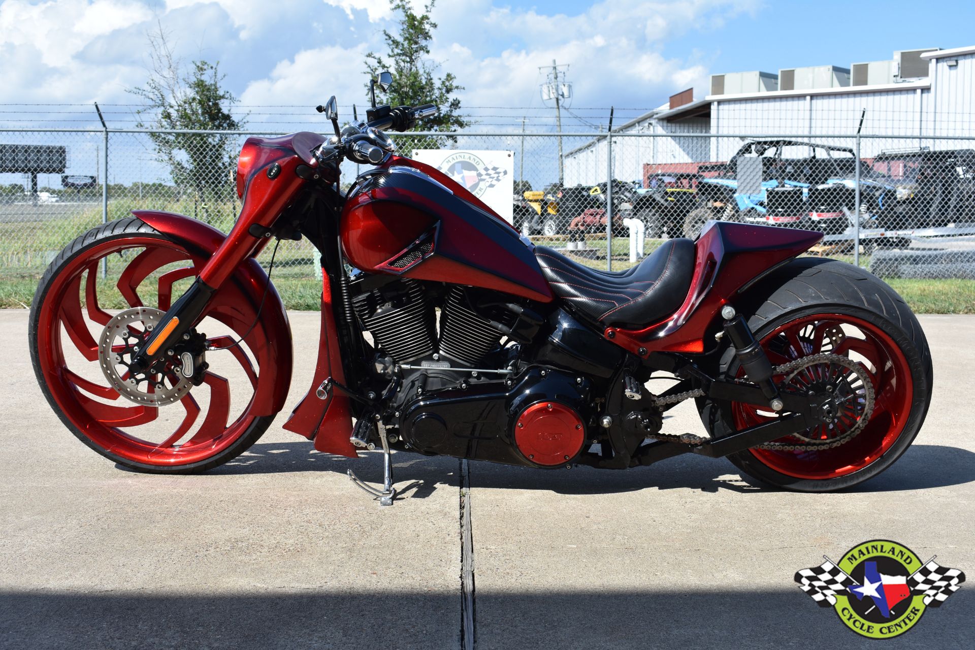 2017 Harley-Davidson Breakout® in La Marque, Texas - Photo 4