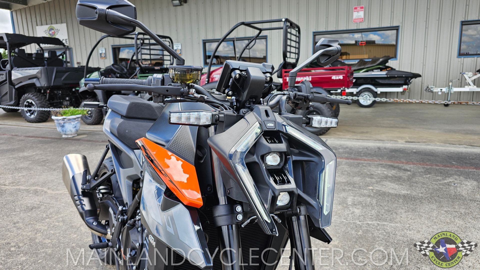 2024 KTM 990 Duke in La Marque, Texas - Photo 9