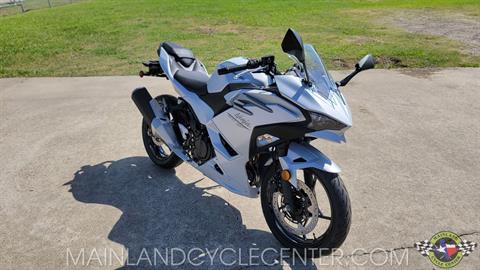 2024 Kawasaki Ninja 500 ABS in La Marque, Texas - Photo 1