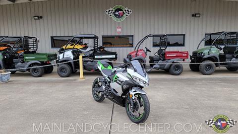 2024 Kawasaki Ninja e-1 ABS in La Marque, Texas - Photo 2