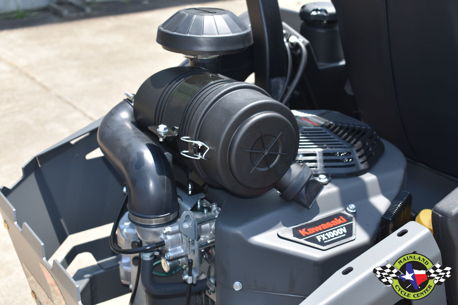 2022 Spartan Mowers RT-Pro 61 in. Kawasaki FX1000 35 hp in La Marque, Texas - Photo 9