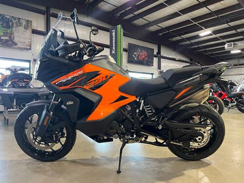 2023 KTM 1290 Super Adventure S in La Marque, Texas - Photo 5