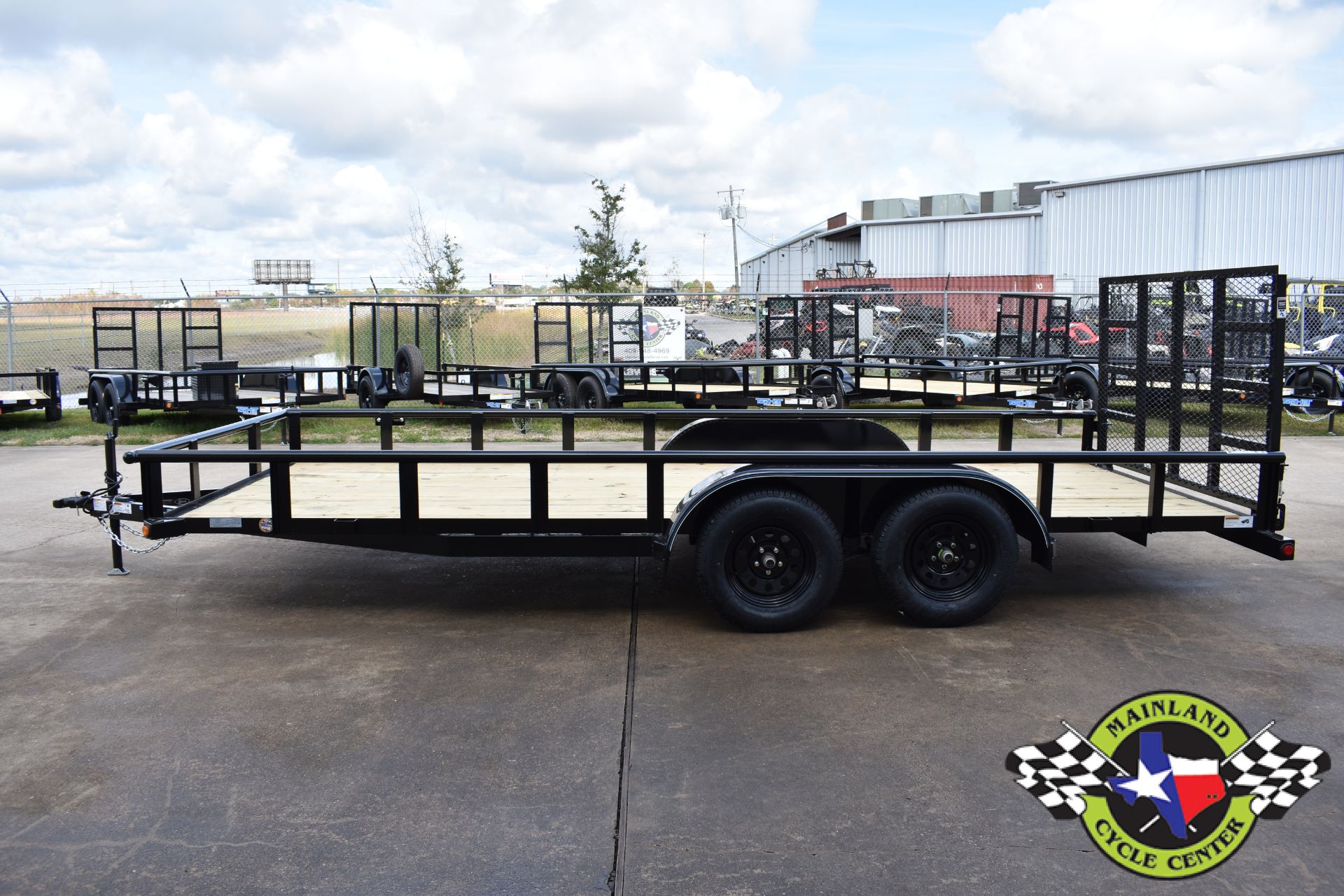 2022 Top Hat 83 X 18 MP Tandem Axle Spring Assist Ramp Gate in La Marque, Texas - Photo 4