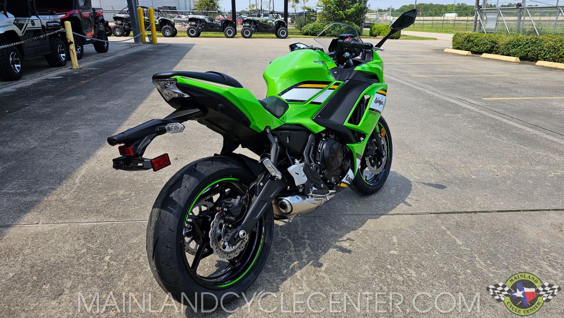 2025 Kawasaki Ninja 650 KRT Edition ABS in La Marque, Texas - Photo 3