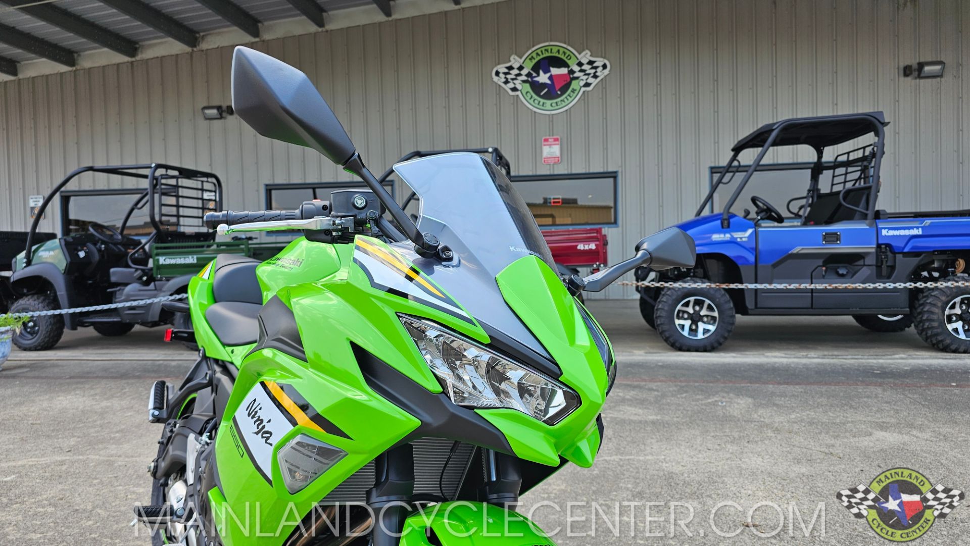 2025 Kawasaki Ninja 650 KRT Edition ABS in La Marque, Texas - Photo 9