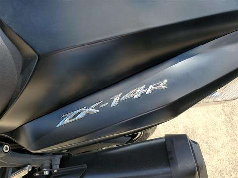 2023 Kawasaki Ninja ZX-14R ABS in La Marque, Texas - Photo 13