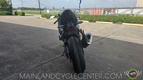 2025 Kawasaki Ninja ZX-6R ABS in La Marque, Texas - Photo 4