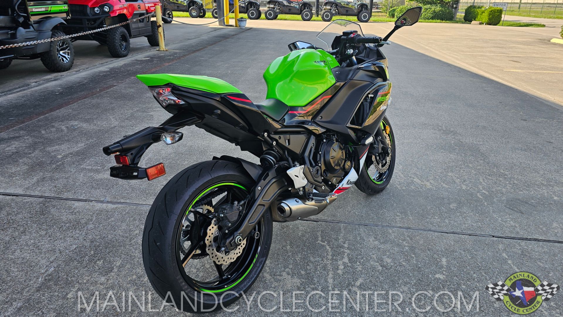 2022 Kawasaki Ninja 650 KRT Edition in La Marque, Texas - Photo 3