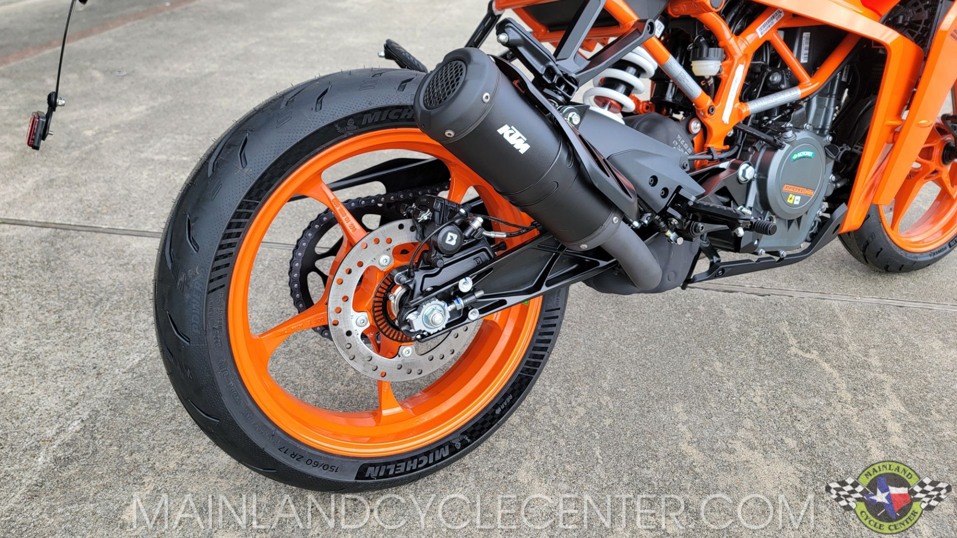 2024 KTM RC 390 in La Marque, Texas - Photo 12