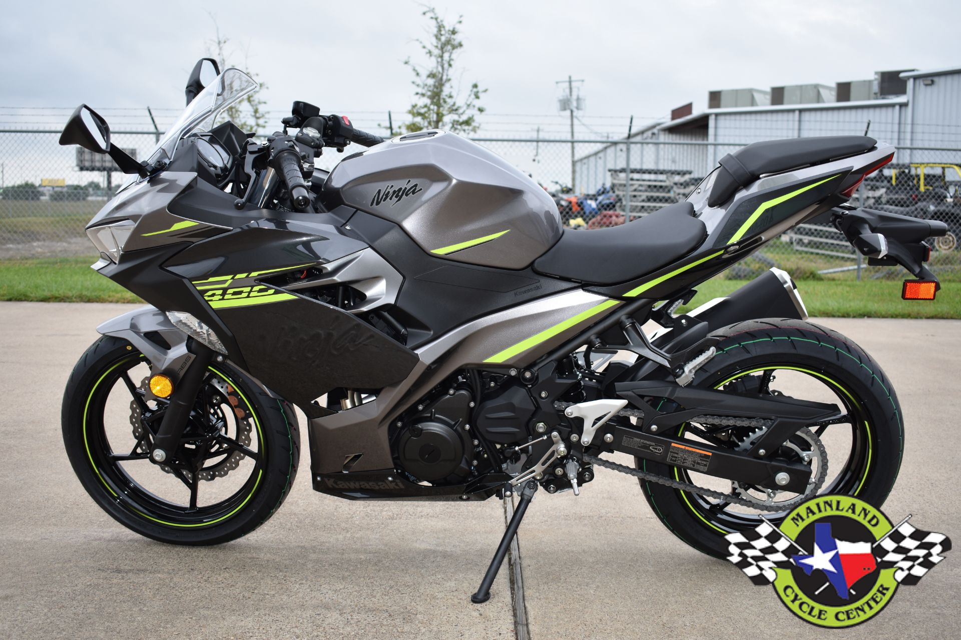 2021 Kawasaki Ninja 400 ABS in La Marque, Texas - Photo 5