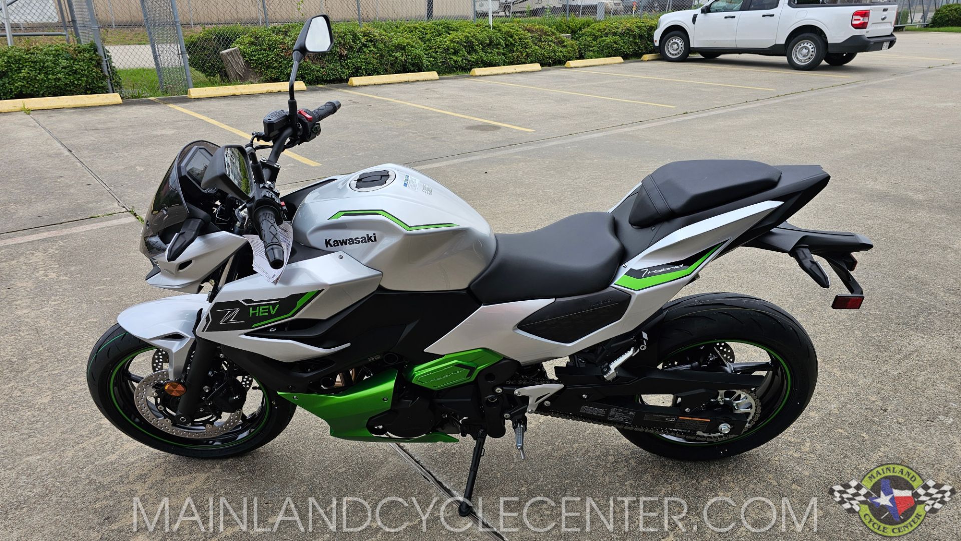 2024 Kawasaki Z7 Hybrid ABS in La Marque, Texas - Photo 6