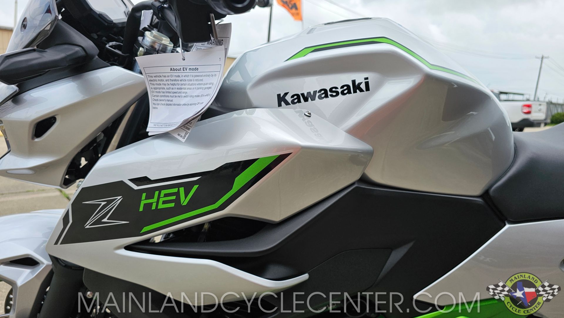 2024 Kawasaki Z7 Hybrid ABS in La Marque, Texas - Photo 17