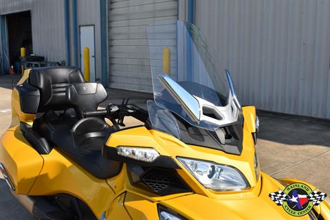 2013 Can-Am Spyder® RT-S SM5 in La Marque, Texas - Photo 9