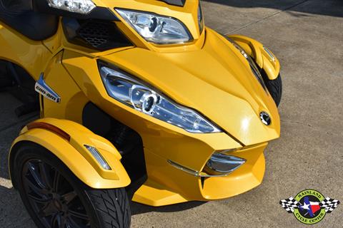 2013 Can-Am Spyder® RT-S SM5 in La Marque, Texas - Photo 10