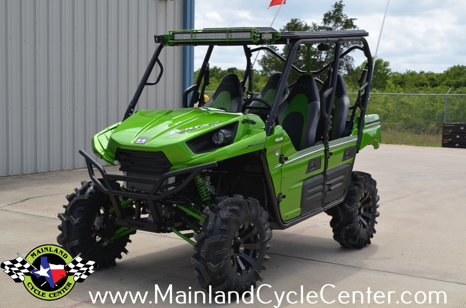 2014 Kawasaki Teryx4™ LE in La Marque, Texas - Photo 5