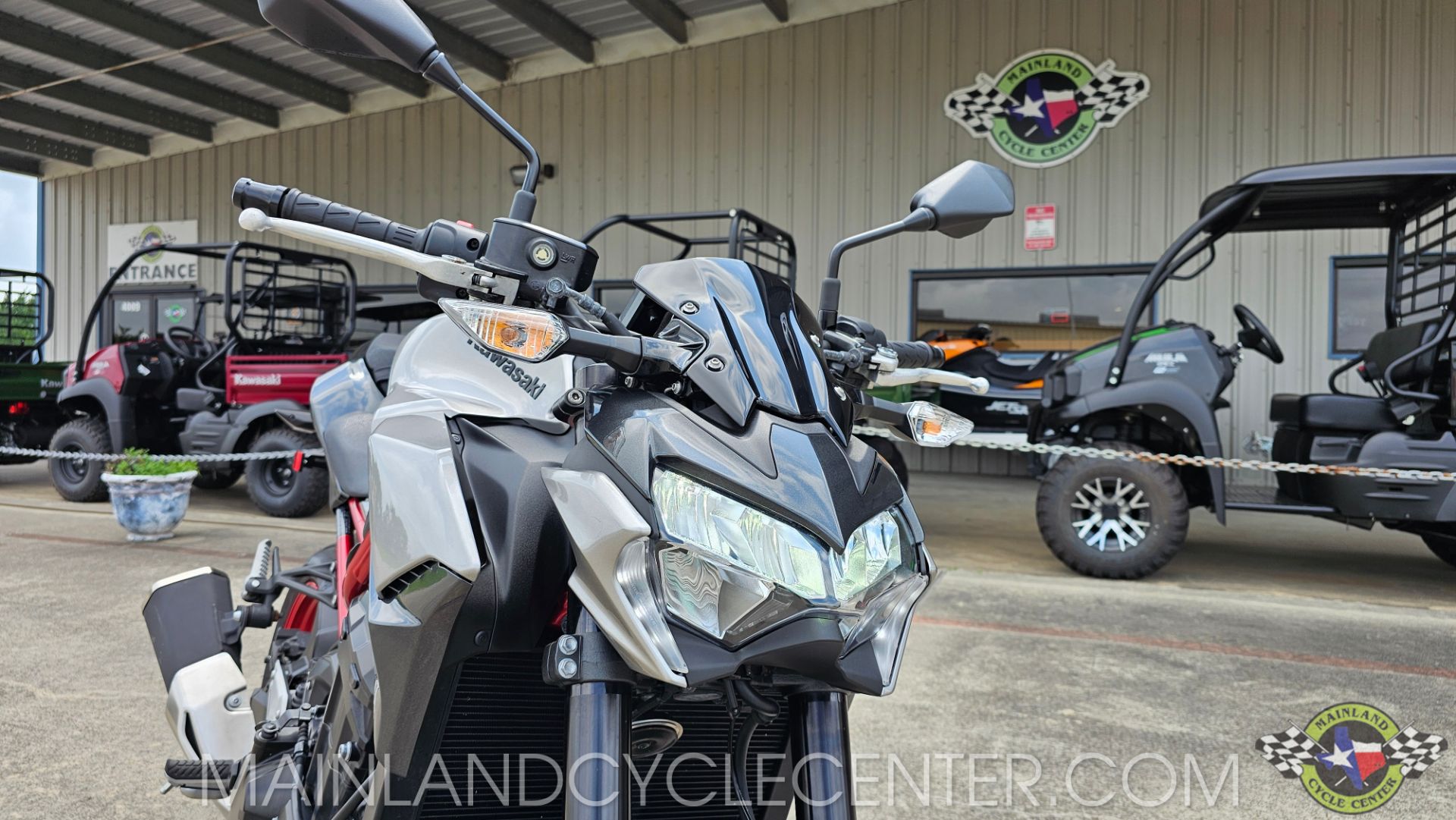 2023 Kawasaki Z900 ABS in La Marque, Texas - Photo 9
