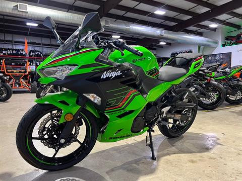 2023 Kawasaki Ninja 400 ABS KRT Edition in La Marque, Texas - Photo 5