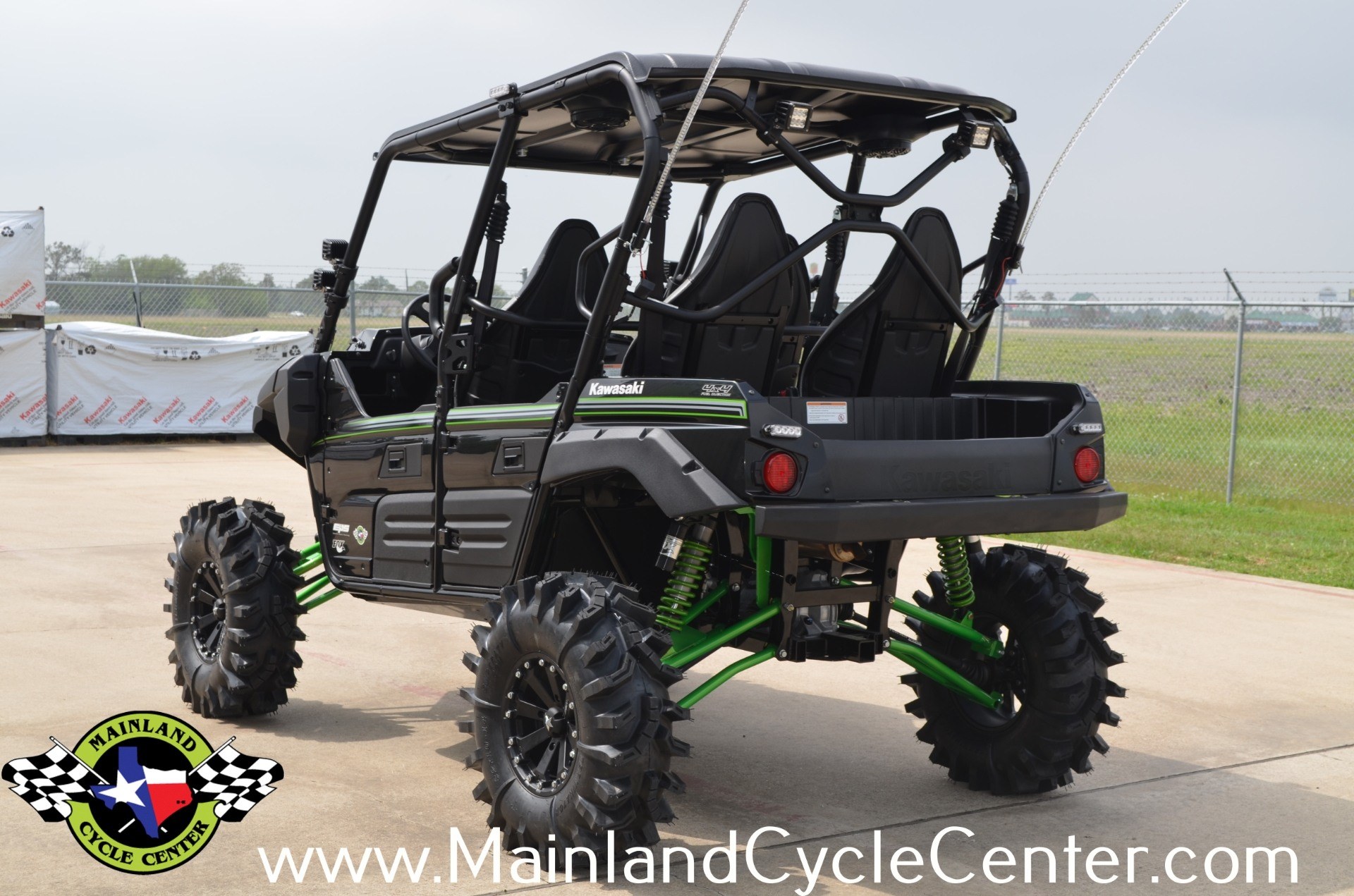 2015 Kawasaki Teryx4™ in La Marque, Texas - Photo 14