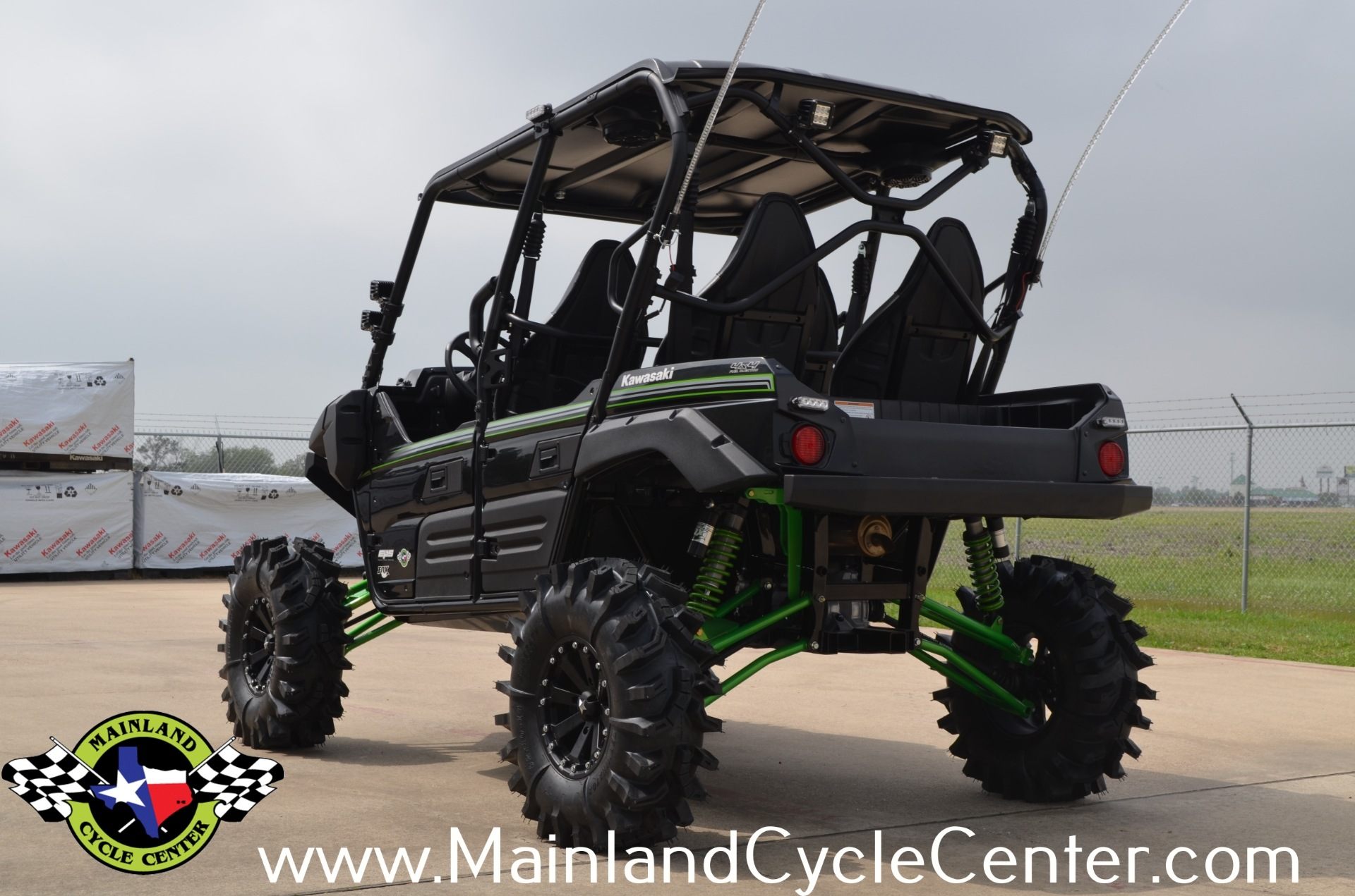 2015 Kawasaki Teryx4™ in La Marque, Texas - Photo 15