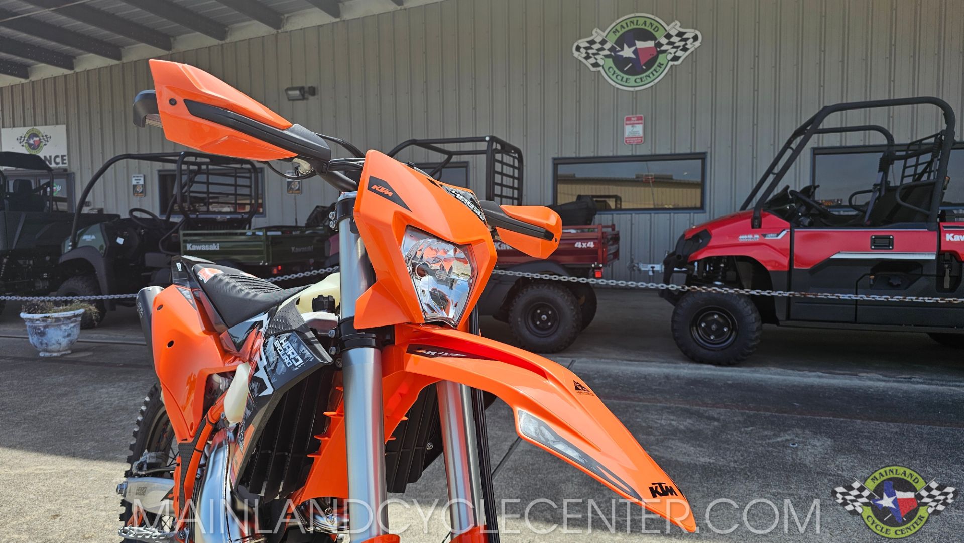 2025 KTM 300 XC-W Hardenduro in La Marque, Texas - Photo 10