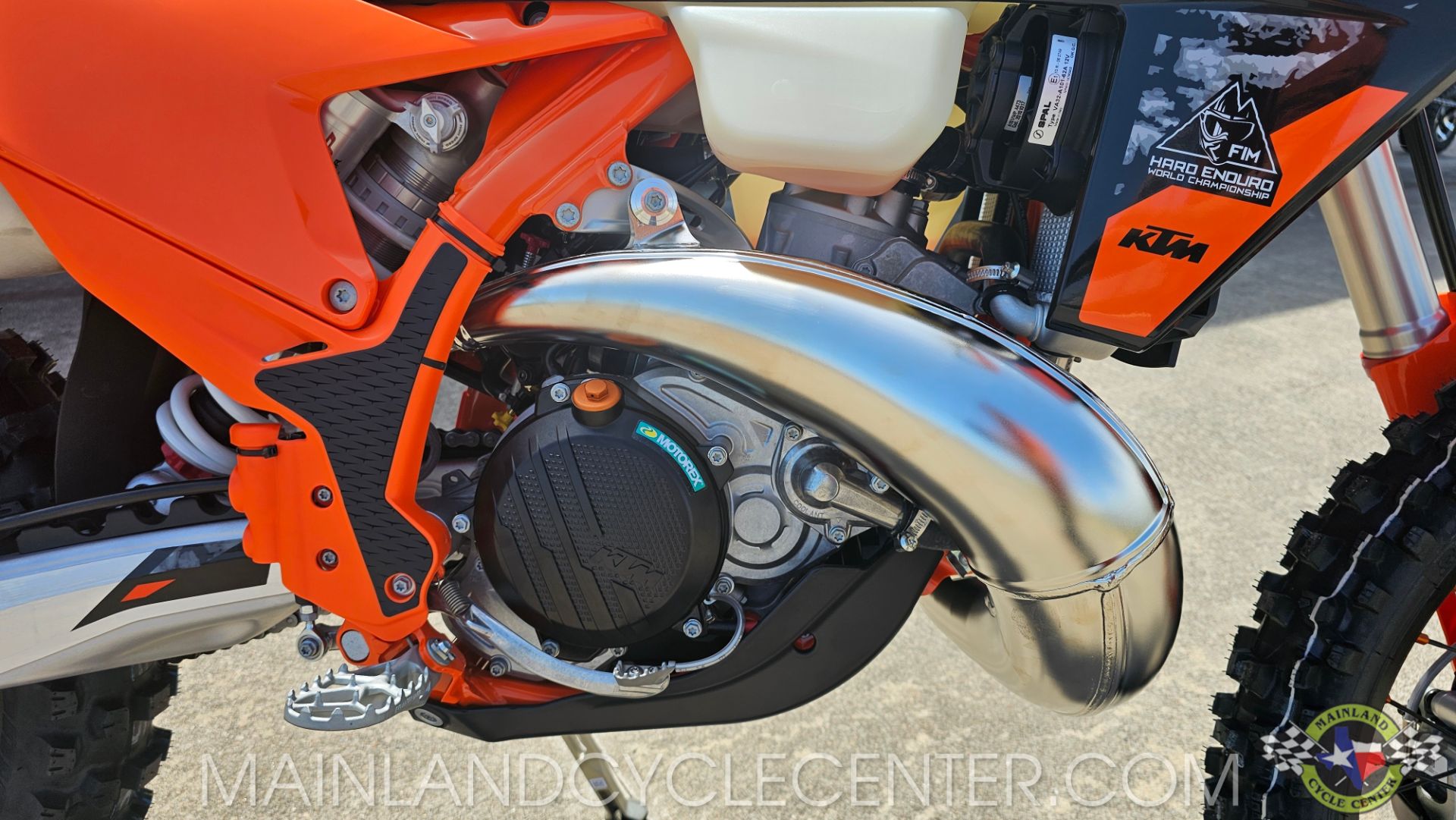 2025 KTM 300 XC-W Hardenduro in La Marque, Texas - Photo 12