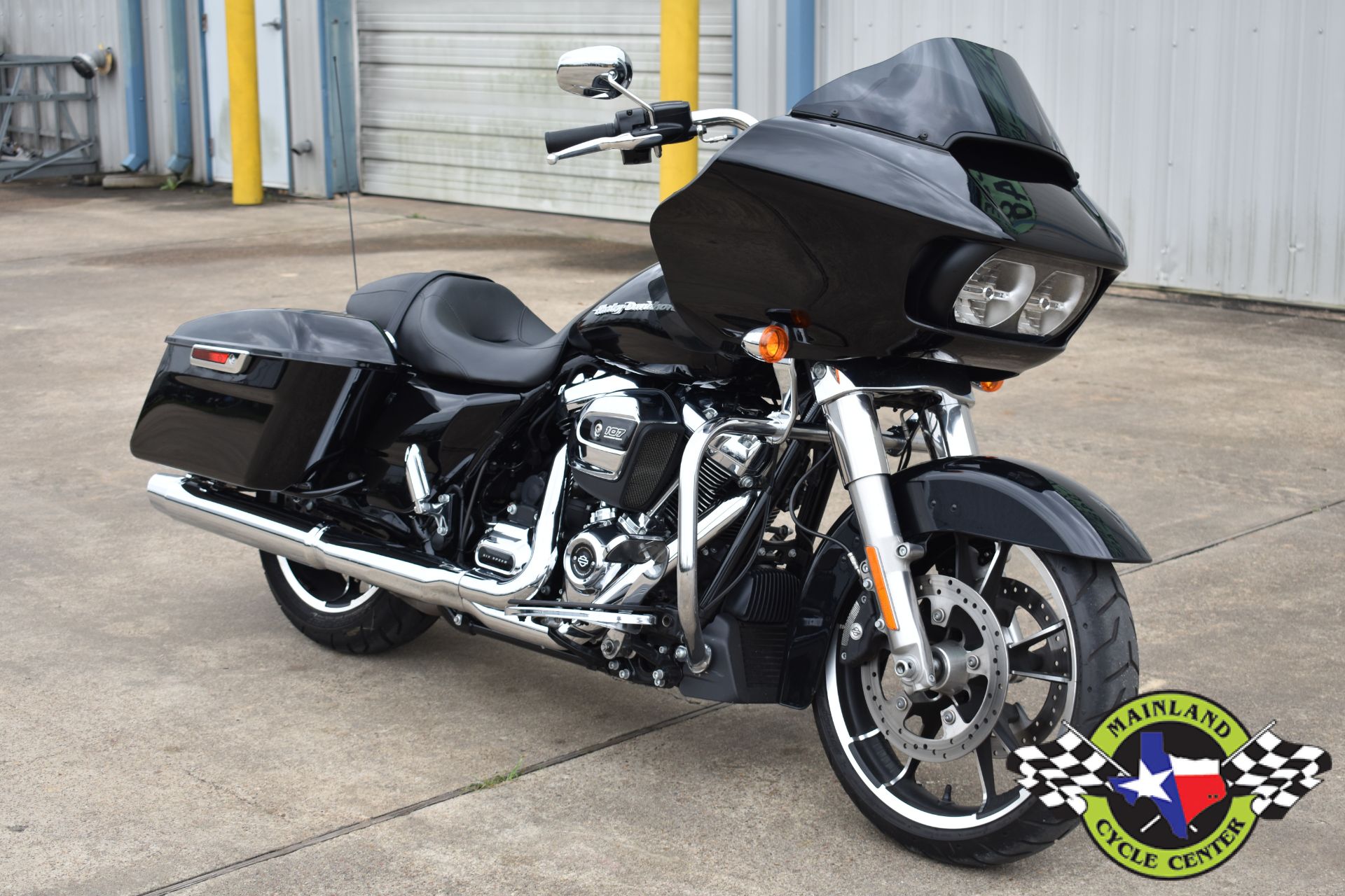 2020 Harley-Davidson Road Glide® in La Marque, Texas - Photo 2