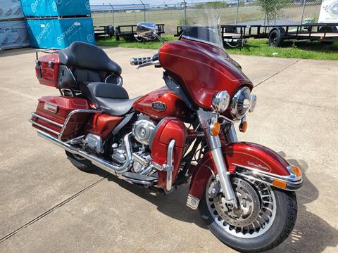 2009 Harley-Davidson Ultra Classic® Electra Glide® in La Marque, Texas - Photo 6