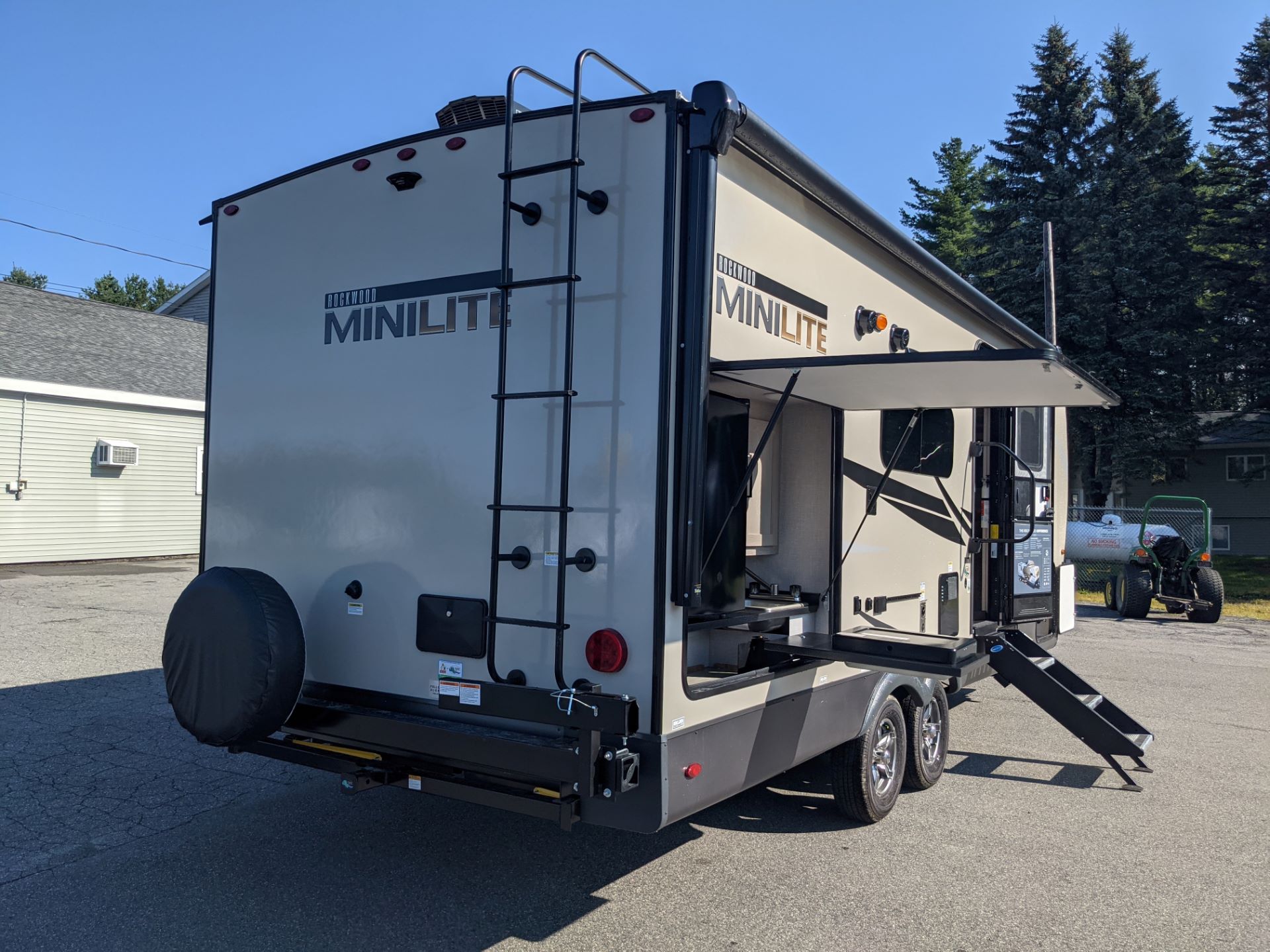 2022 Rockwood Mini Lite 2513S TRAVEL TRAILER in Augusta, Maine - Photo 4