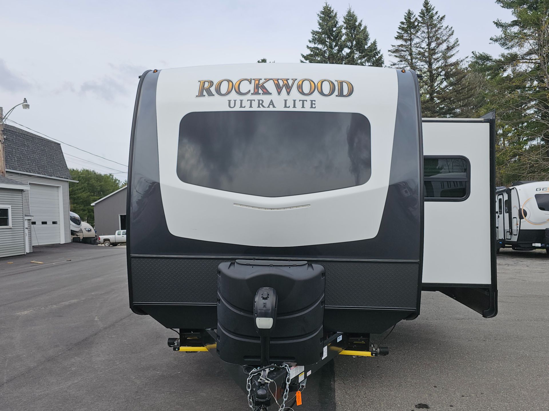 2021 Rockwood Ultra Lite 2912BS in Augusta, Maine - Photo 6