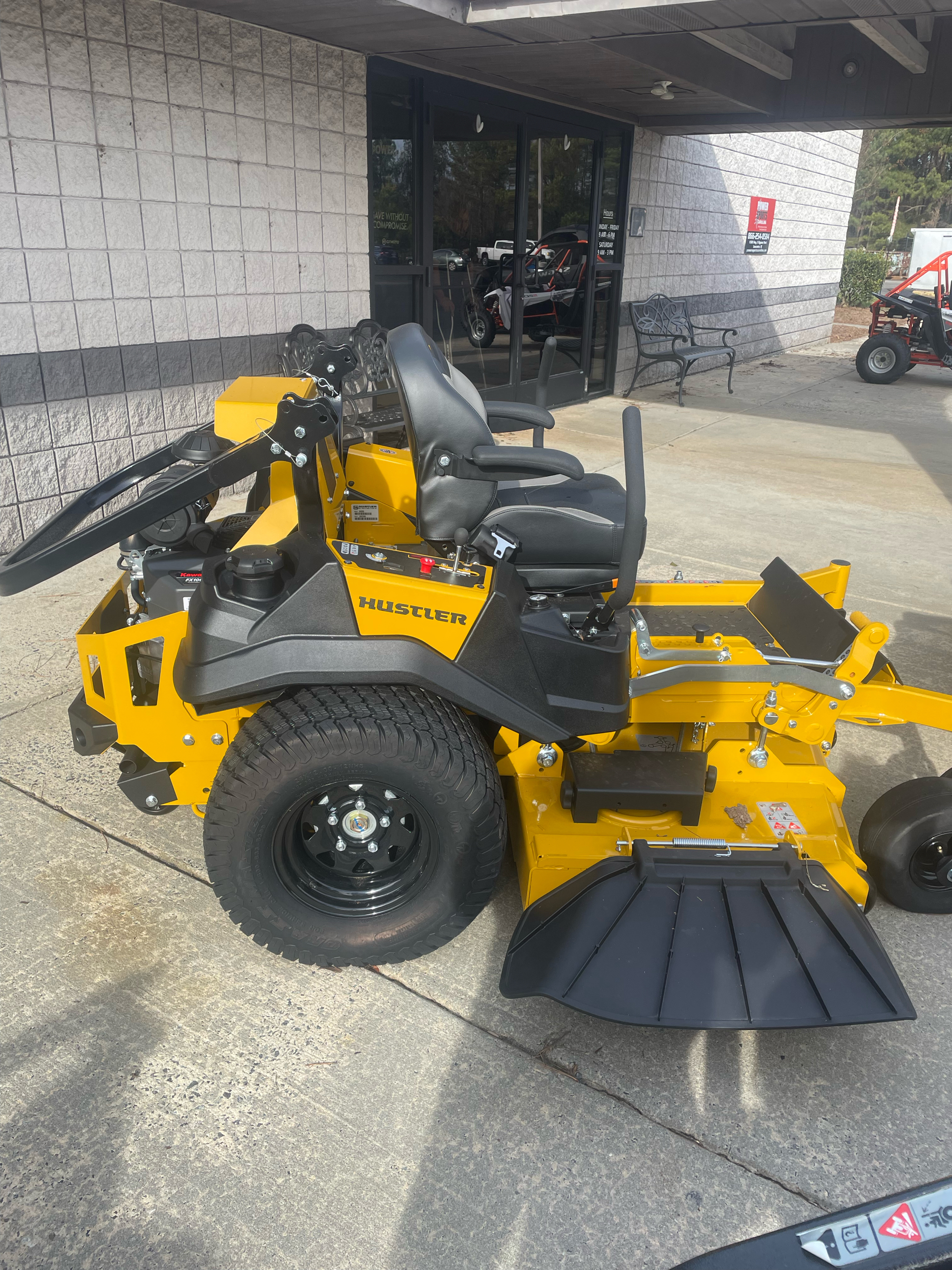 2023 Hustler Turf Equipment Super Z 60 in. Kawasaki FX1000 35 hp in Lancaster, South Carolina - Photo 4