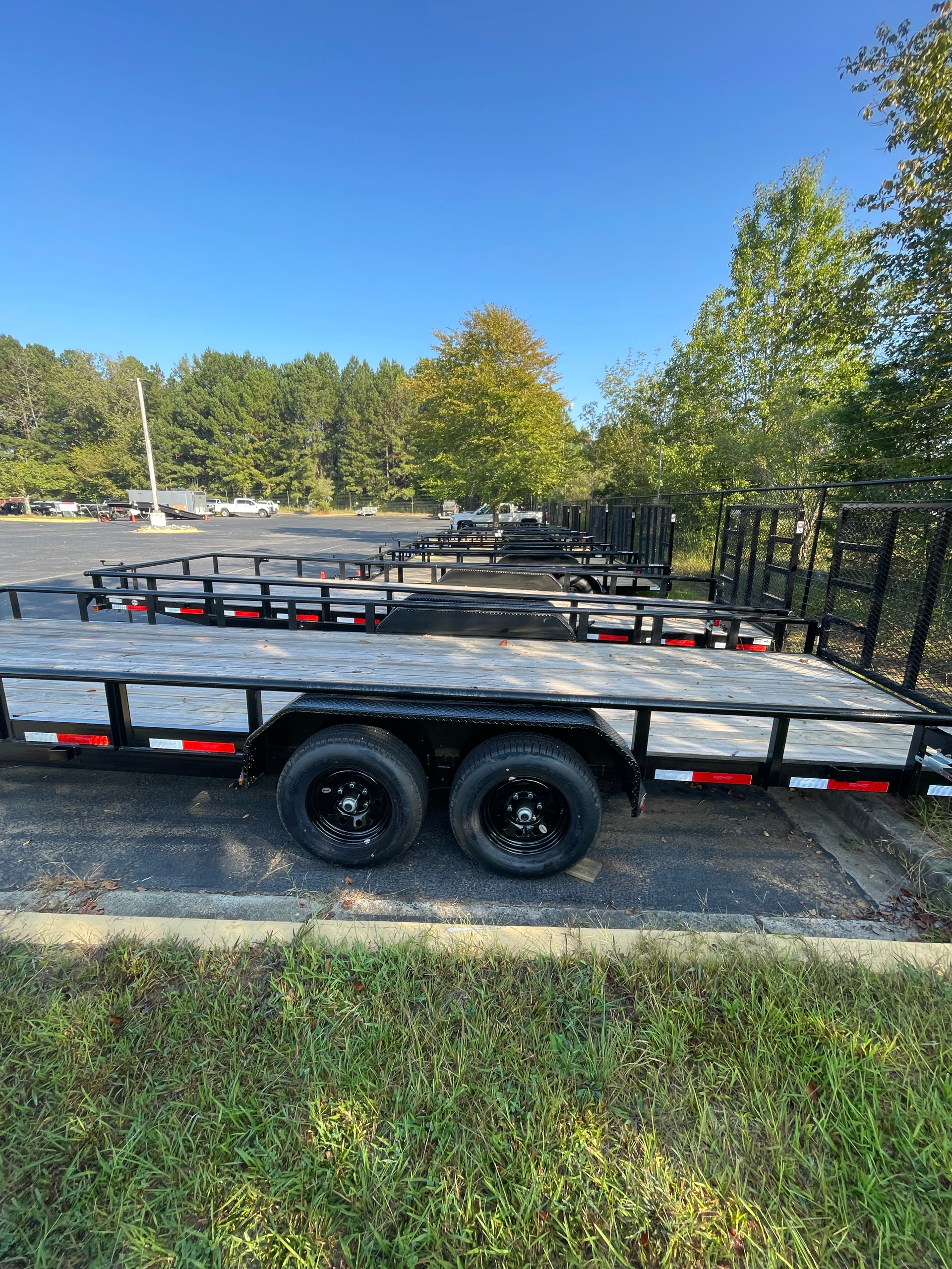 2023 Top Hat Trailers 24X83 HP 10K in Lancaster, South Carolina - Photo 5