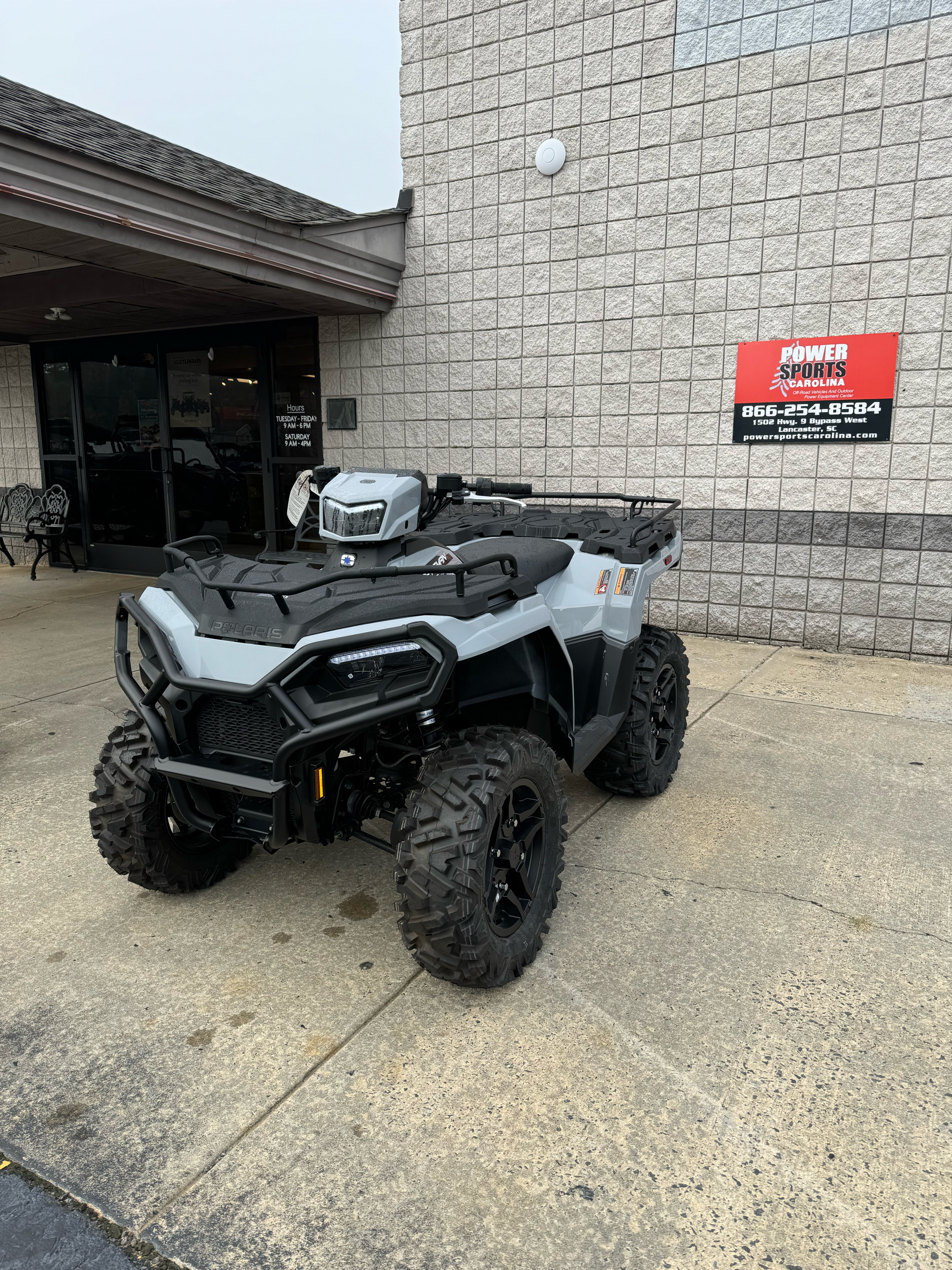 2024 Polaris Sportsman 570 Premium in Lancaster, South Carolina - Photo 2