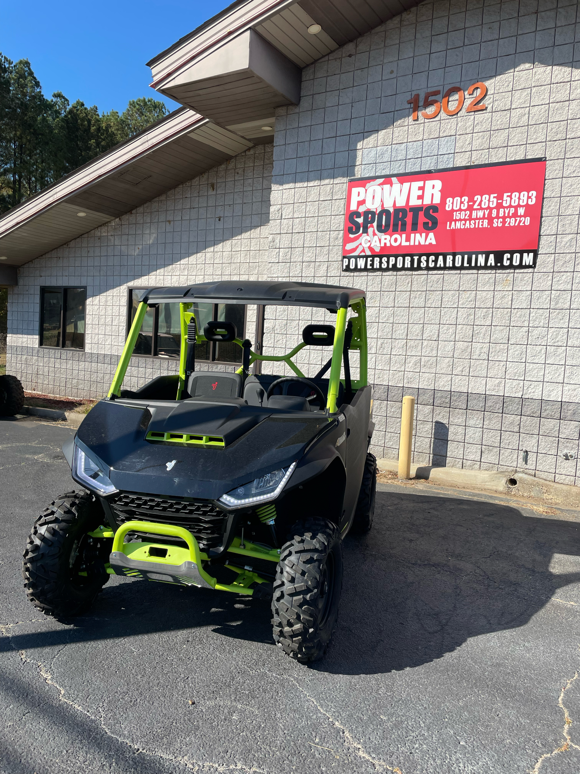 2023 Segway Powersports UT10 E in Lancaster, South Carolina - Photo 2