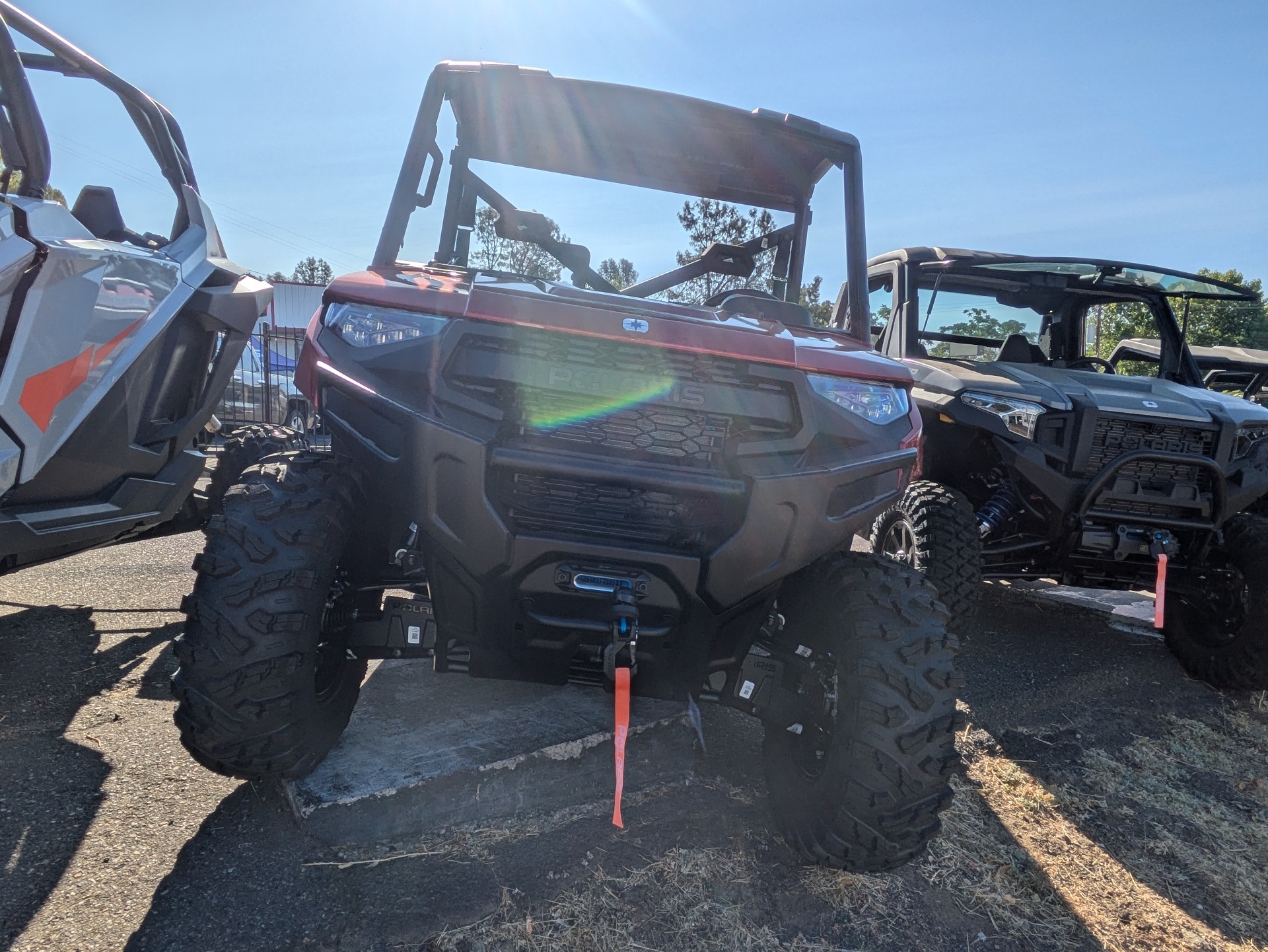 2025 Polaris Ranger XP 1000 Premium in Auburn, California - Photo 2