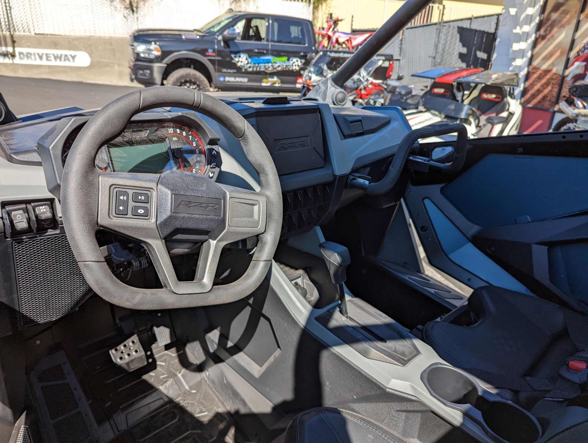 2022 Polaris RZR Turbo R 4 Premium in Auburn, California - Photo 8