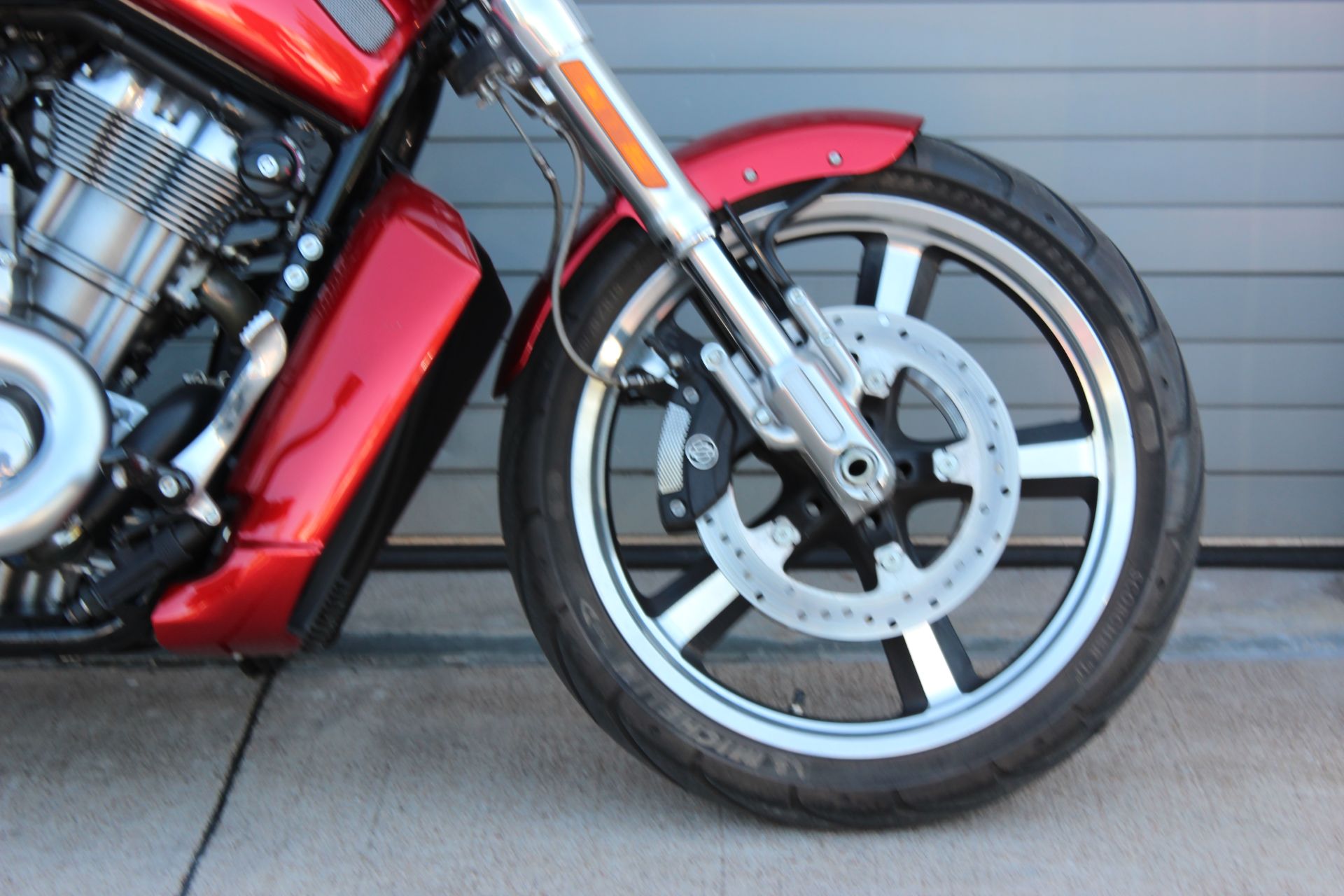 2013 Harley-Davidson V-Rod Muscle® in Grand Prairie, Texas - Photo 4
