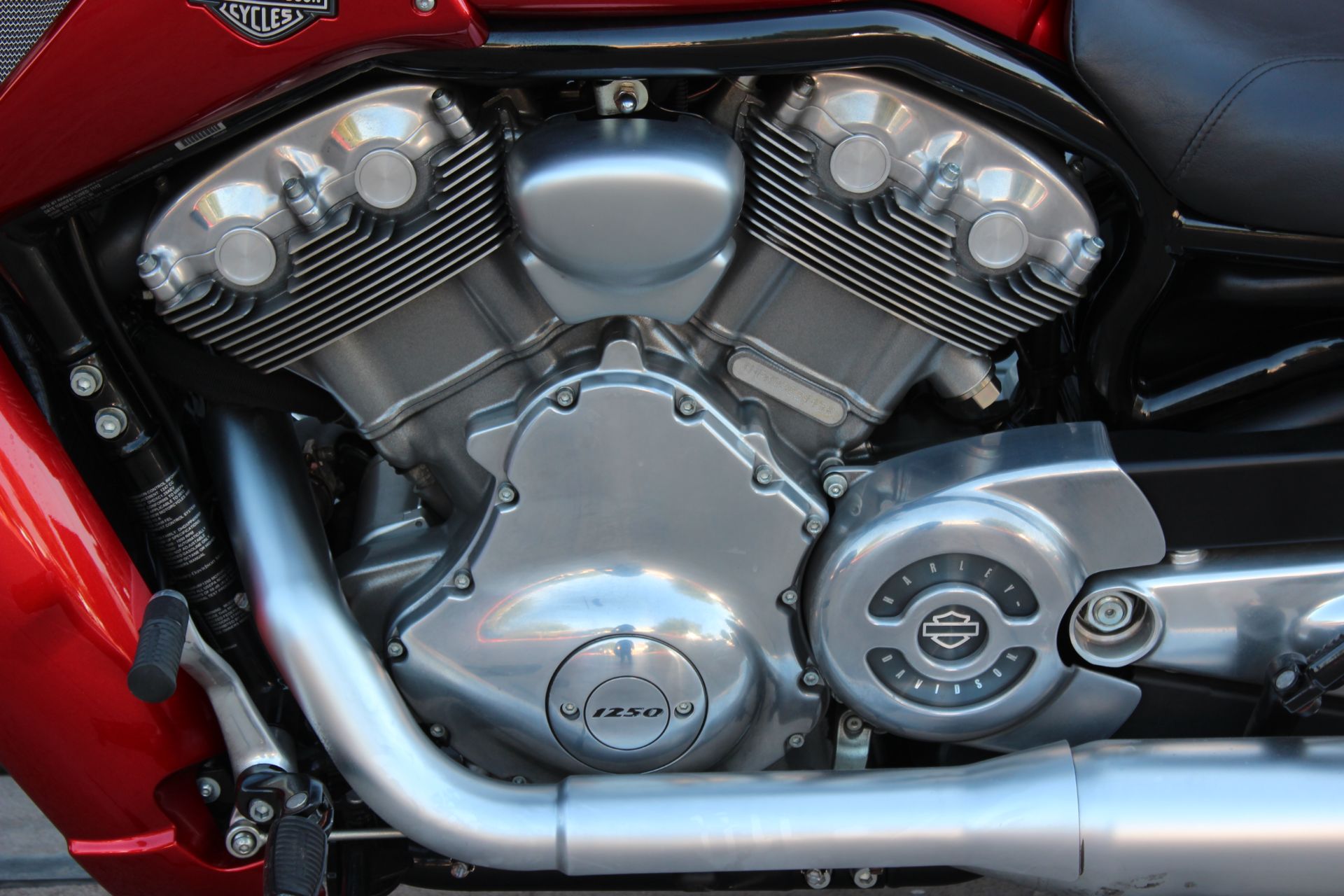 2013 Harley-Davidson V-Rod Muscle® in Grand Prairie, Texas - Photo 18