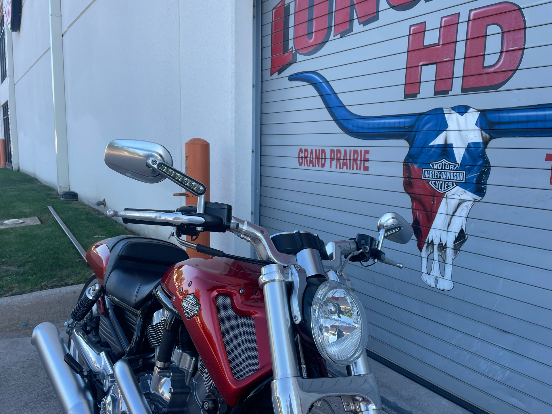 2013 Harley-Davidson V-Rod Muscle® in Grand Prairie, Texas - Photo 8