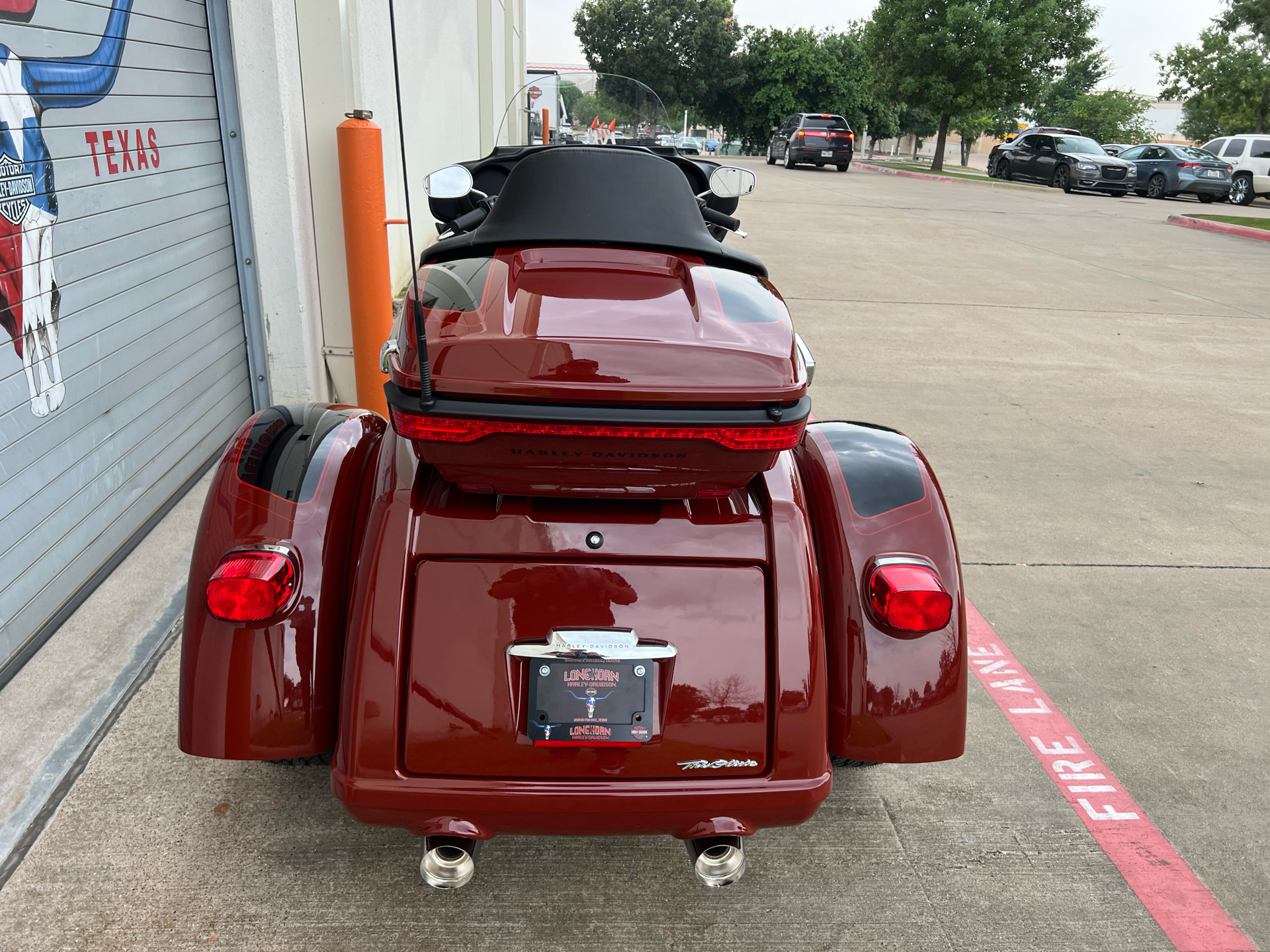 2024 Harley-Davidson Tri Glide® Ultra in Grand Prairie, Texas - Photo 5