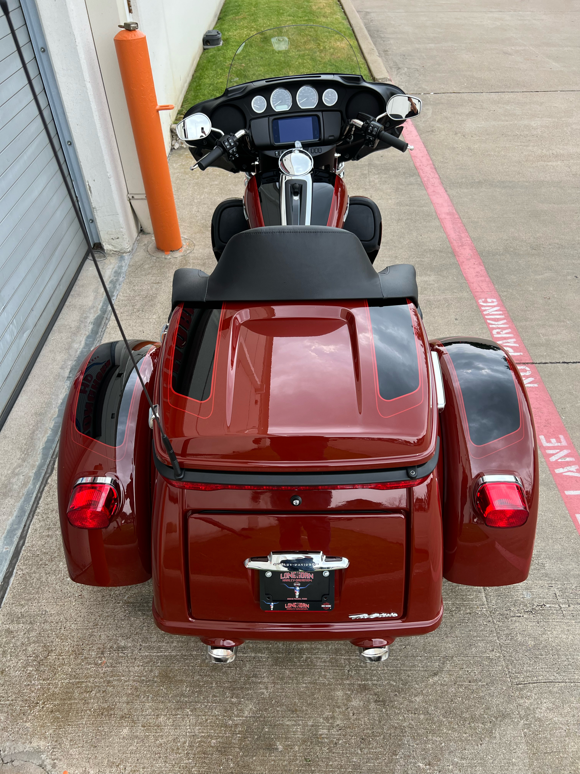 2024 Harley-Davidson Tri Glide® Ultra in Grand Prairie, Texas - Photo 6