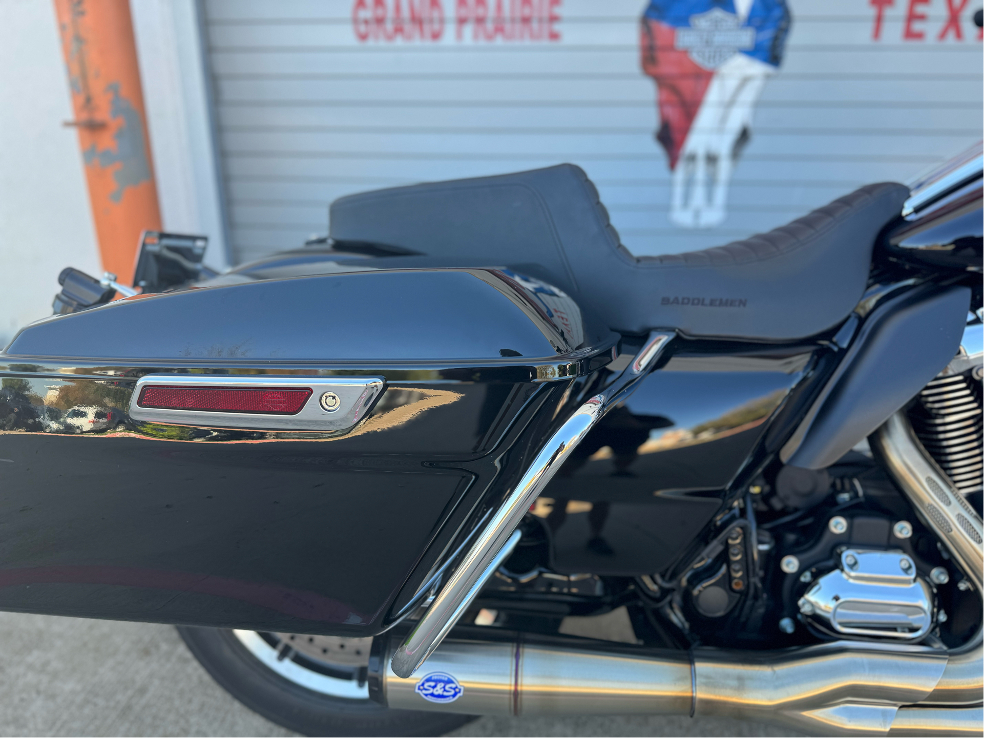 2022 Harley-Davidson Police Road King in Grand Prairie, Texas - Photo 4
