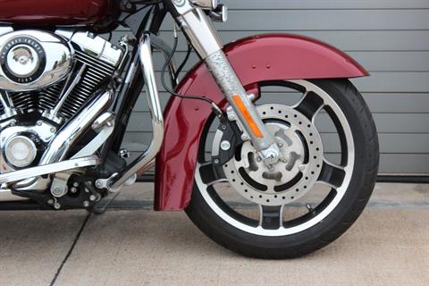 2010 Harley-Davidson Street Glide® in Grand Prairie, Texas - Photo 4