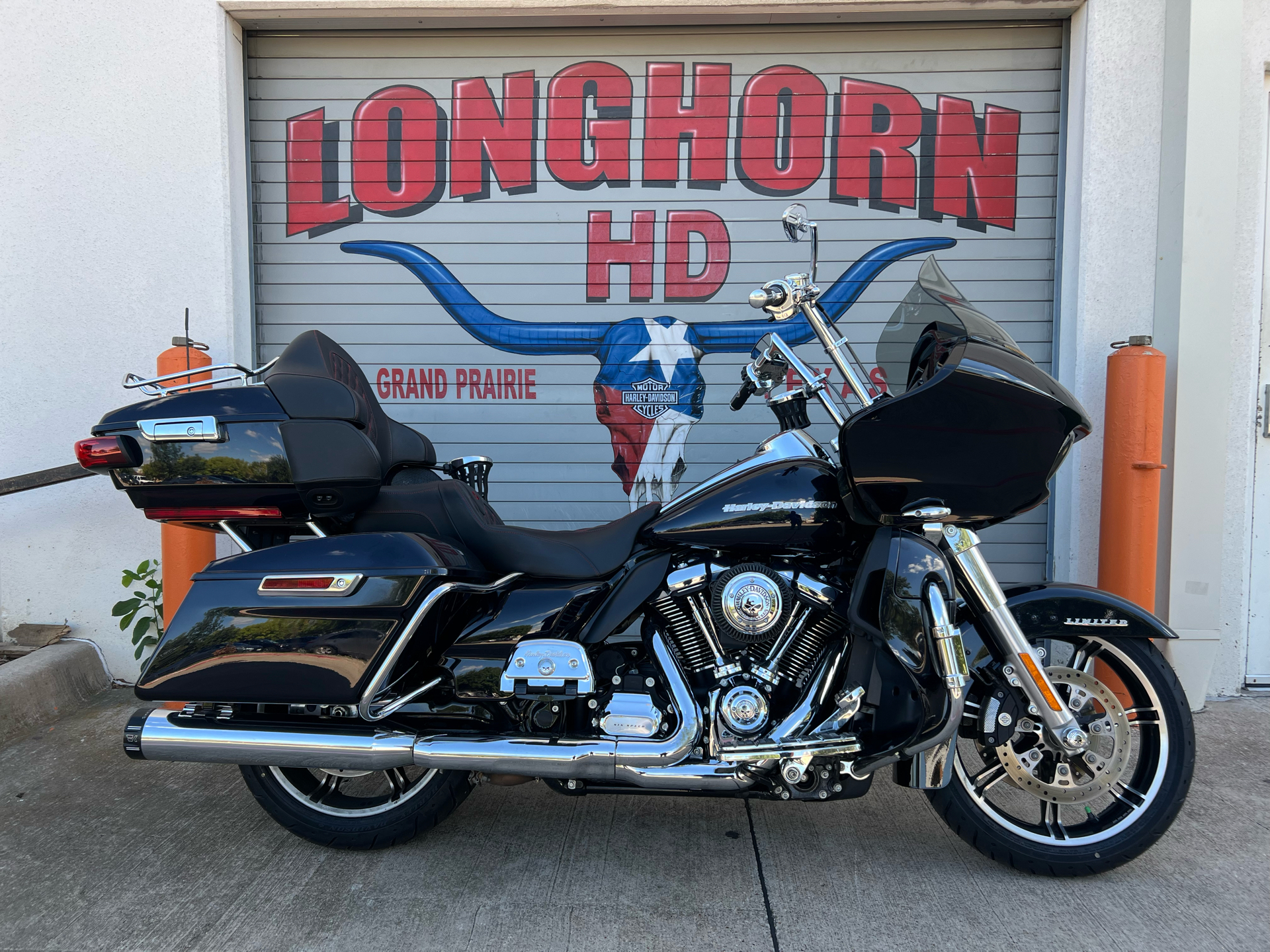 2020 Harley-Davidson Road Glide® Limited in Grand Prairie, Texas - Photo 1