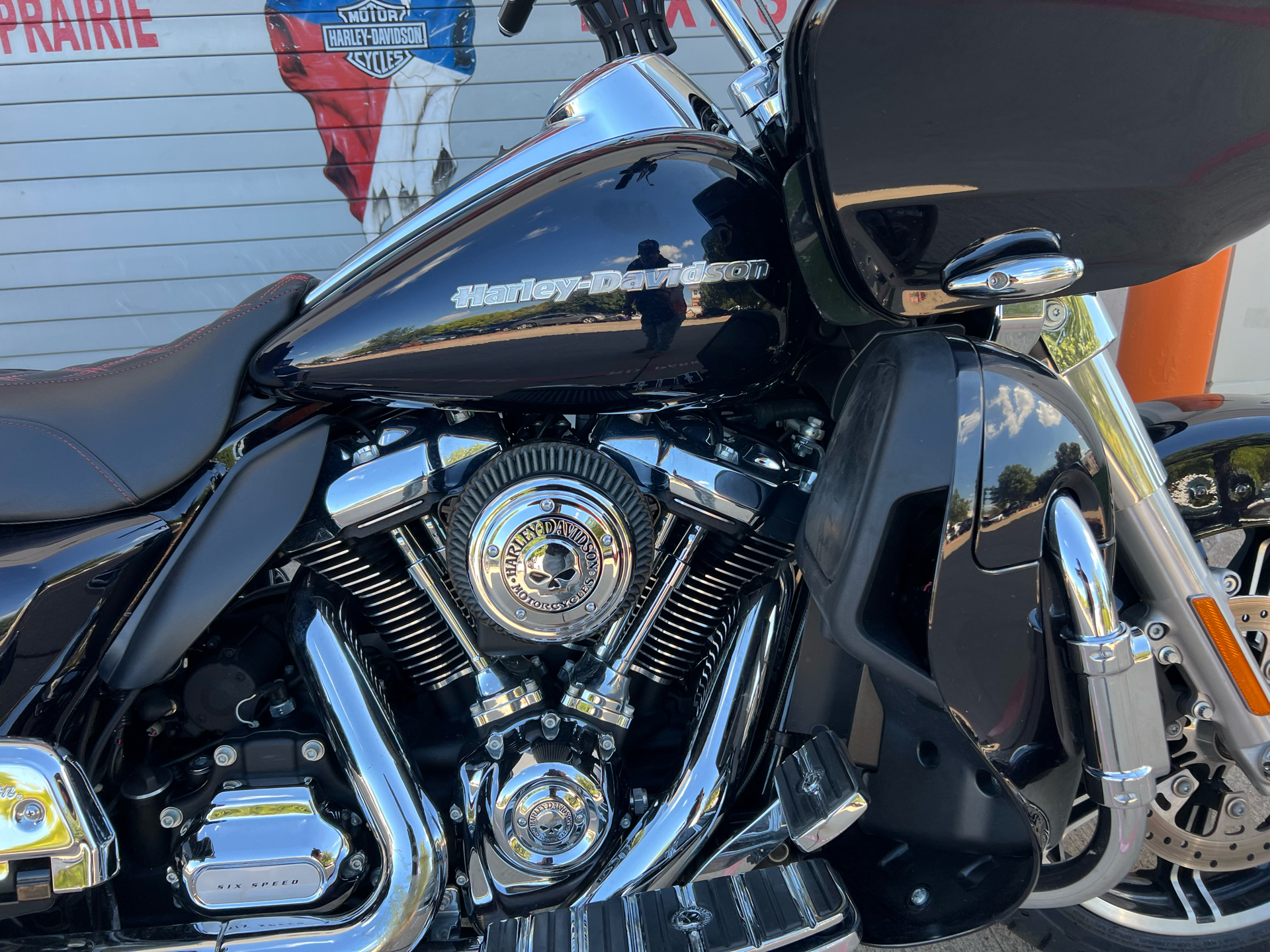 2020 Harley-Davidson Road Glide® Limited in Grand Prairie, Texas - Photo 2