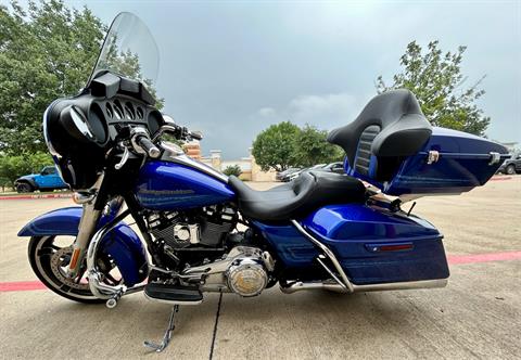 2019 Harley-Davidson Street Glide® in Grand Prairie, Texas - Photo 5