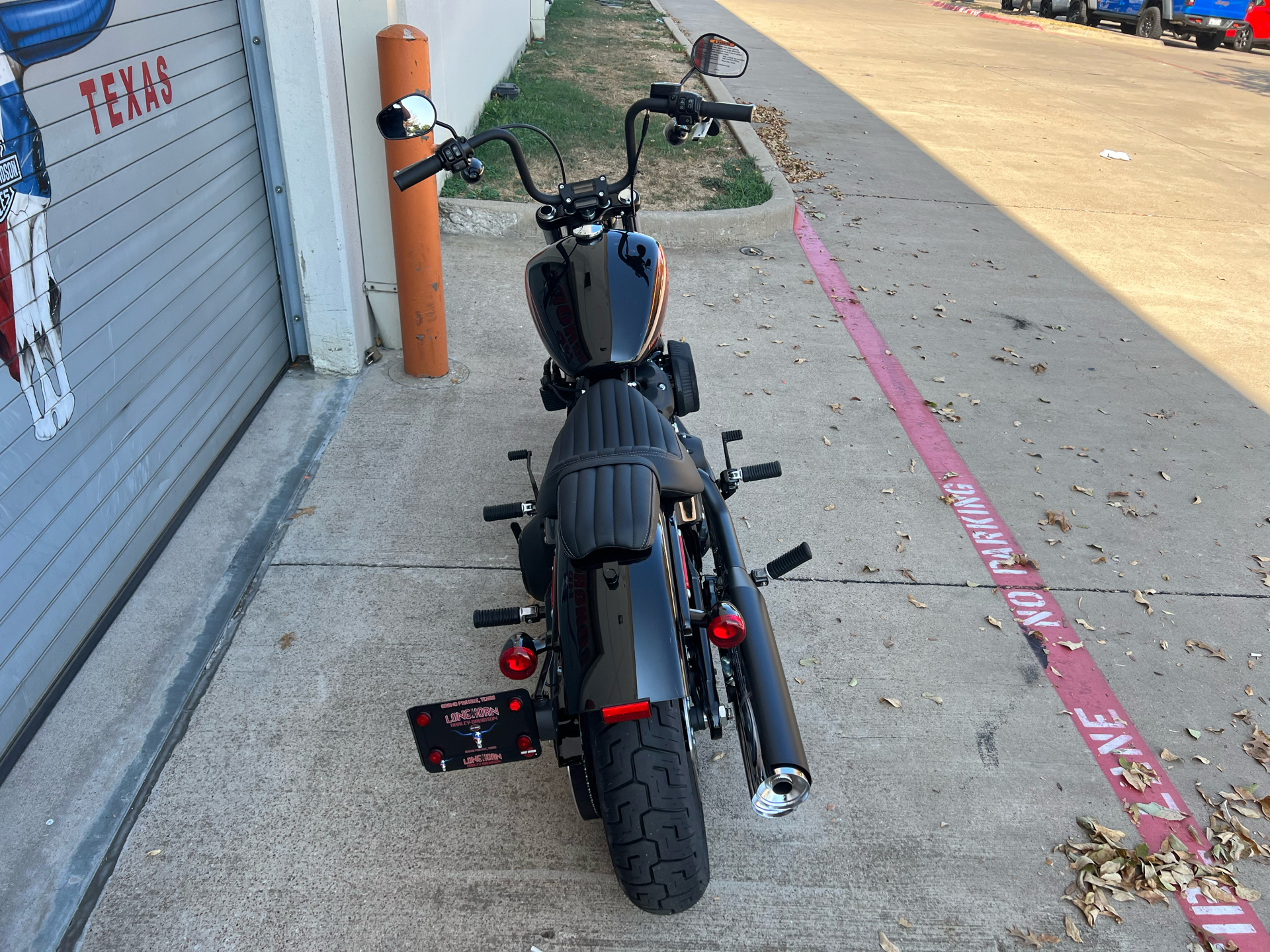 2023 Harley-Davidson Street Bob® 114 in Grand Prairie, Texas - Photo 6