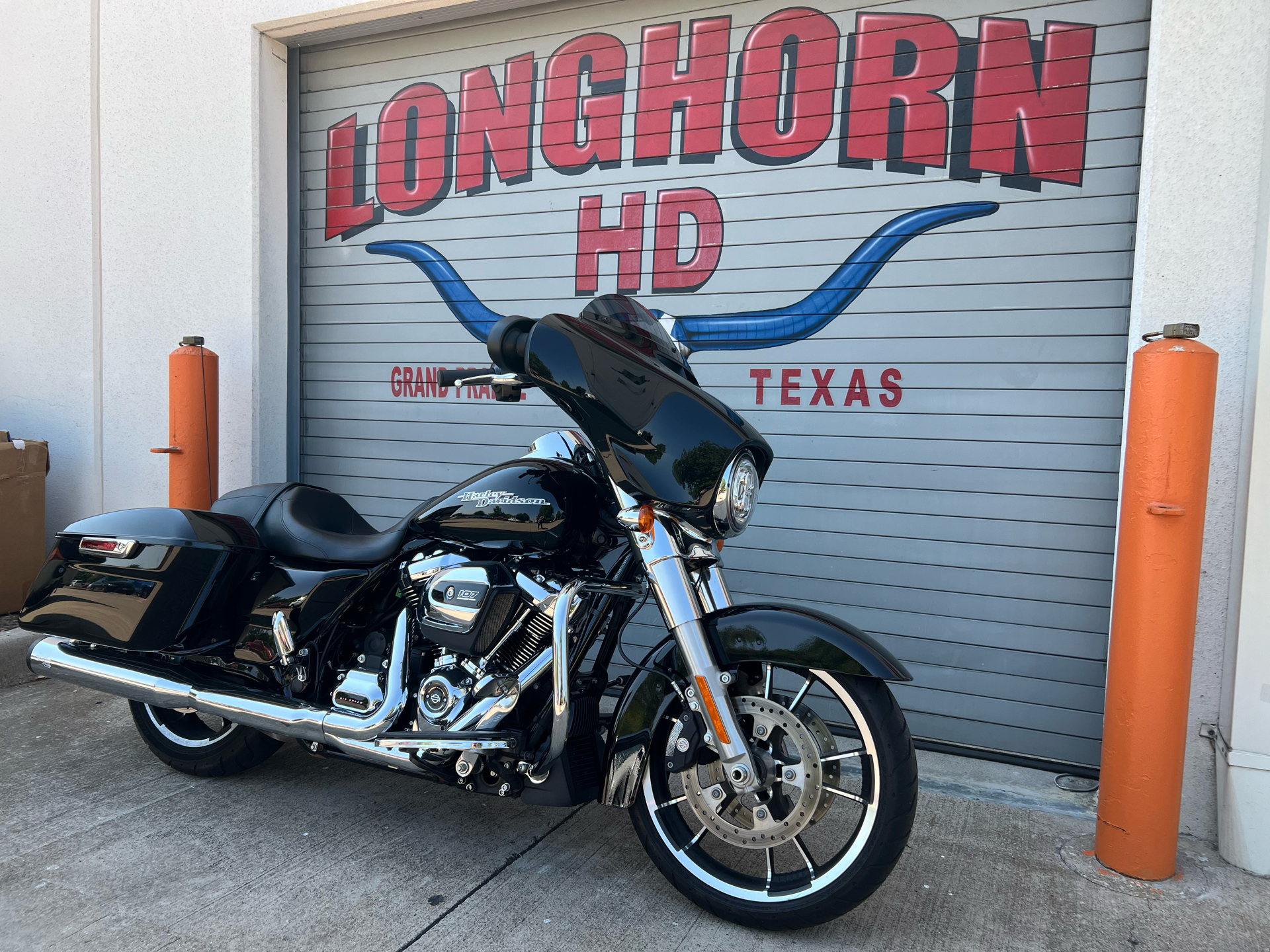 2020 Harley-Davidson Street Glide® in Grand Prairie, Texas - Photo 3