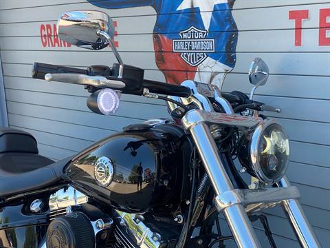 2016 Harley-Davidson Breakout® in Grand Prairie, Texas - Photo 2